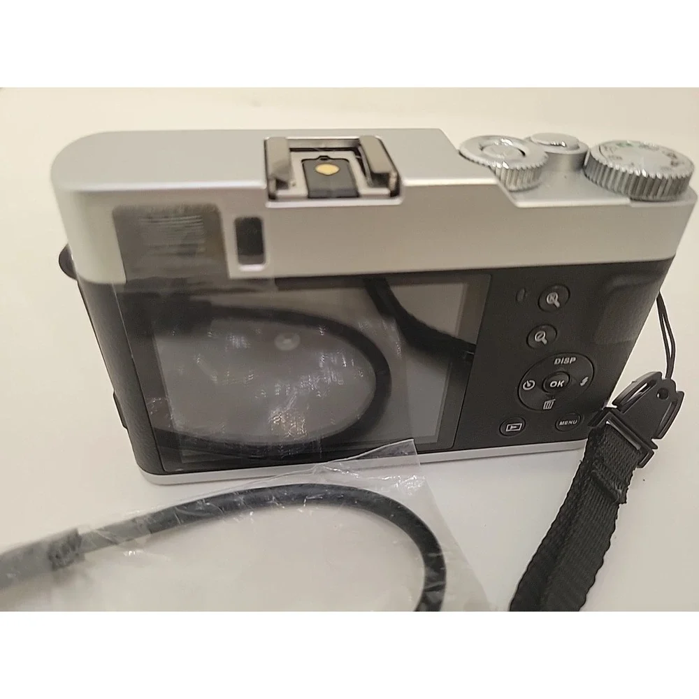 4K Ultra HD Digital Camera DC202 16X Zoom Auto Focus Vlogging w/ 32GB SD